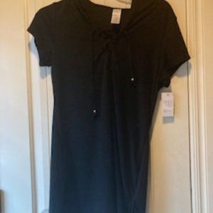 NWT Tried and True Black short sleeve hoodie.  Size 8-10